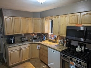 235 Frankfort Ave, Unit One - Downstairs in Pittsburgh, PA - Building Photo - Building Photo