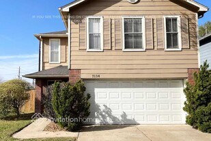 7134 Cheshire Park Rd in Houston, TX - Building Photo