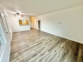 4750 E Malta St in Long Beach, CA - Building Photo - Building Photo