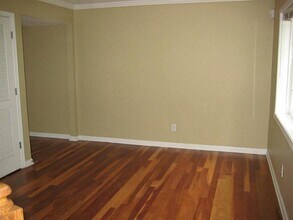 6940 Roswell Rd in Atlanta, GA - Building Photo - Building Photo