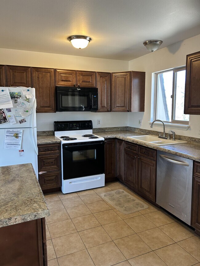 2518 Woodvalley Ct in Fort Collins, CO - Building Photo - Building Photo