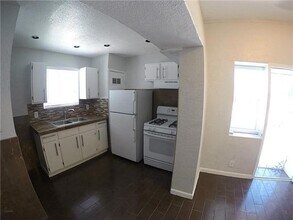 8903 Old County Dr in El Paso, TX - Foto de edificio - Building Photo