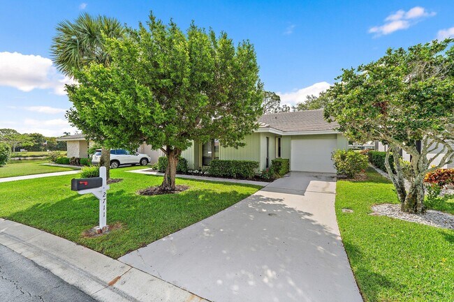 2711 SW Egret Pond Cir in Palm City, FL - Building Photo - Building Photo