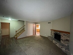 6023 Dichotomy Ct in Fort Wayne, IN - Building Photo - Building Photo