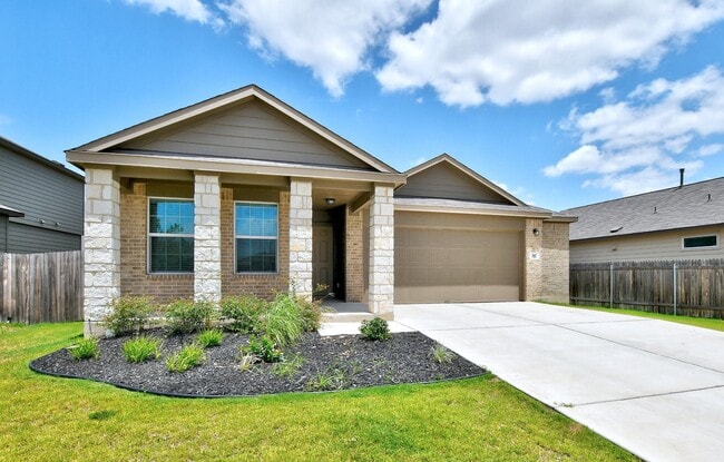 190 Crystal River Rd in Kyle, TX - Building Photo - Building Photo