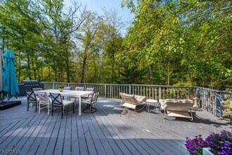 4 Springwood Terrace in Kinnelon, NJ - Building Photo - Building Photo