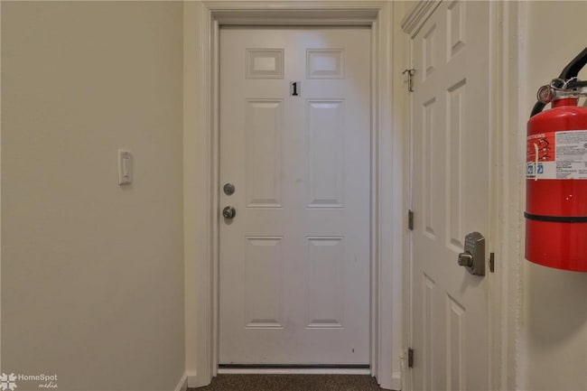 328 Polk St, Unit 1R in Bethlehem, PA - Building Photo - Building Photo