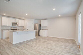 4383 White Cedar Ct in Pace, FL - Foto de edificio - Building Photo