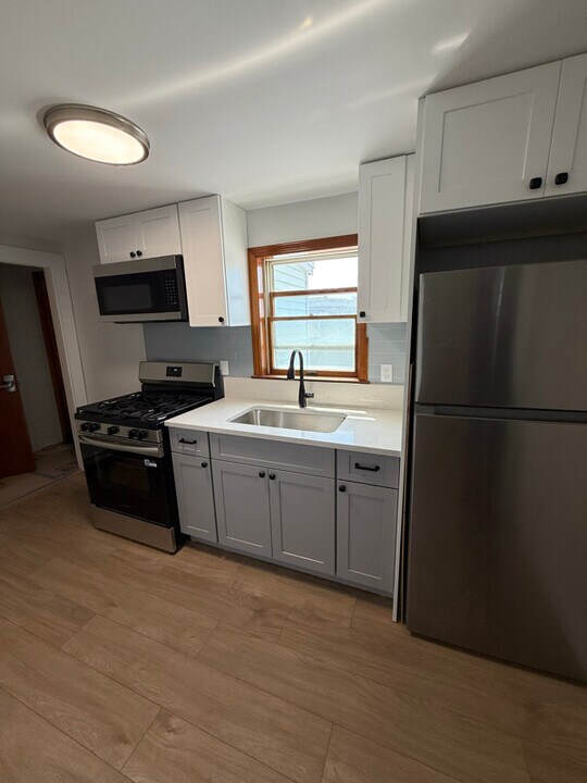 22 Chatham St in Lynn, MA - Building Photo