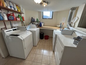 65 Inman St, Unit #B1 in Cambridge, MA - Foto de edificio - Building Photo