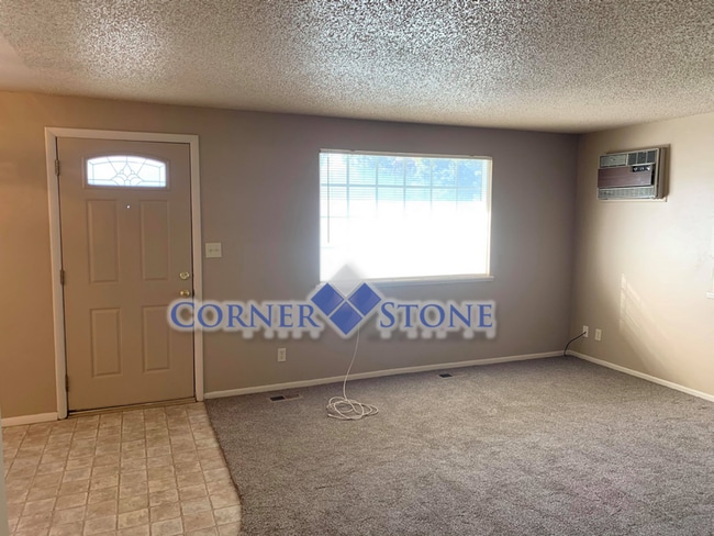204 E Amity Ave in Nampa, ID - Foto de edificio - Building Photo