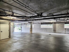 6937 Knowlton Pl in Los Angeles, CA - Building Photo - Building Photo