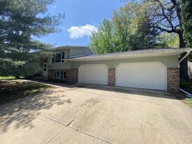 4020 2nd Pl NW in Rochester, MN - Building Photo