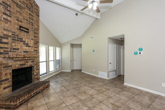 6328 Canyon Cir in Fort Worth, TX - Building Photo - Building Photo