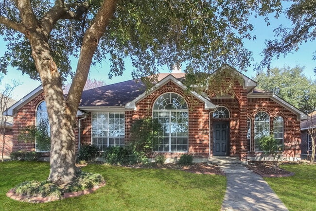 property at 2338 Liles Ln
