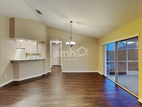 4908 Rambling Rose Pl in Tampa, FL - Foto de edificio - Building Photo