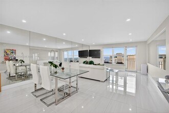 3000 E Sunrise Blvd, Unit 14C in Fort Lauderdale, FL - Foto de edificio - Building Photo