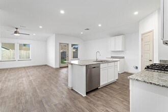 6715 Riplee St in Beaumont, TX - Building Photo - Building Photo