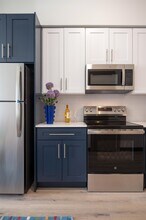 857 Bergen Ave in Jersey City, NJ - Building Photo - Building Photo