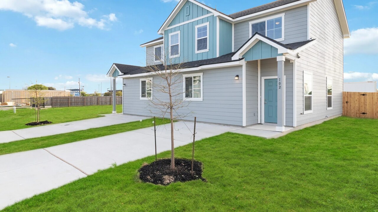 13310 Stadium Cv in San Antonio, TX - Building Photo