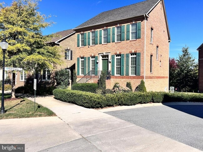 376 Parkview Ave, Unit 10-1035