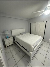 9220 Fontainebleau Blvd in Miami, FL - Building Photo - Building Photo