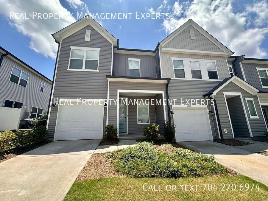 6024 Caprera Wy in Charlotte, NC - Building Photo