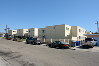 840-860 Jane Dr in Port Hueneme, CA - Foto de edificio - Building Photo