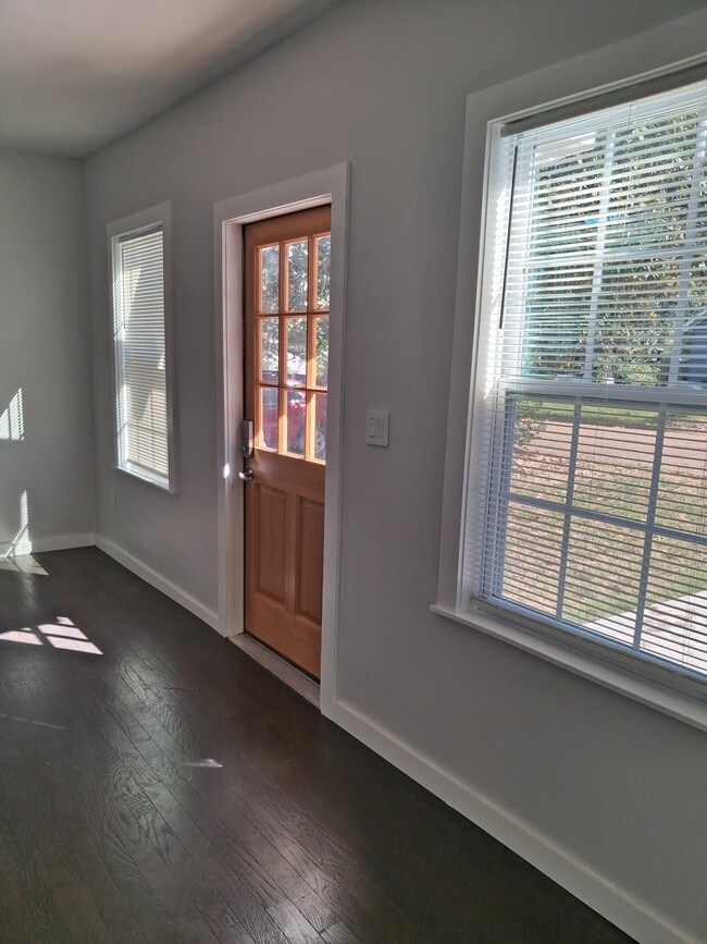 414 Downing St in Jackson, MS - Building Photo - Building Photo