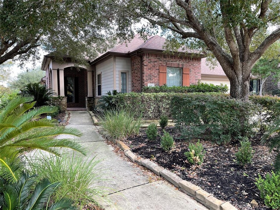 7118 Spice Leaf Tr in Katy, TX - Foto de edificio