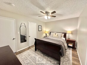 6131-6133 Horton Dr in La Mesa, CA - Building Photo - Building Photo