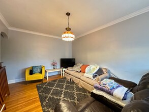 5642 N Kimball Ave in Chicago, IL - Building Photo - Building Photo