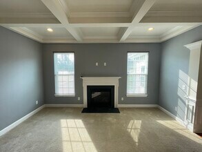 1015 Crutcher Station Dr in Hendersonville, TN - Building Photo - Building Photo