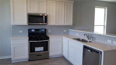513 Rearing Mare Pass in Georgetown, TX - Building Photo - Building Photo
