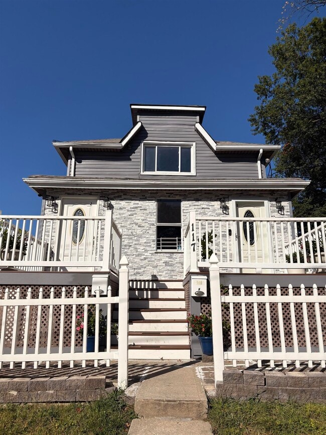 property at 117 Springside Ave