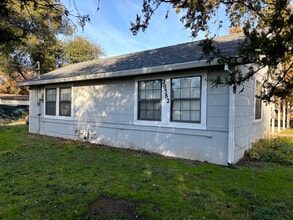 20582 Prairie Ln in Redding, CA - Building Photo - Building Photo