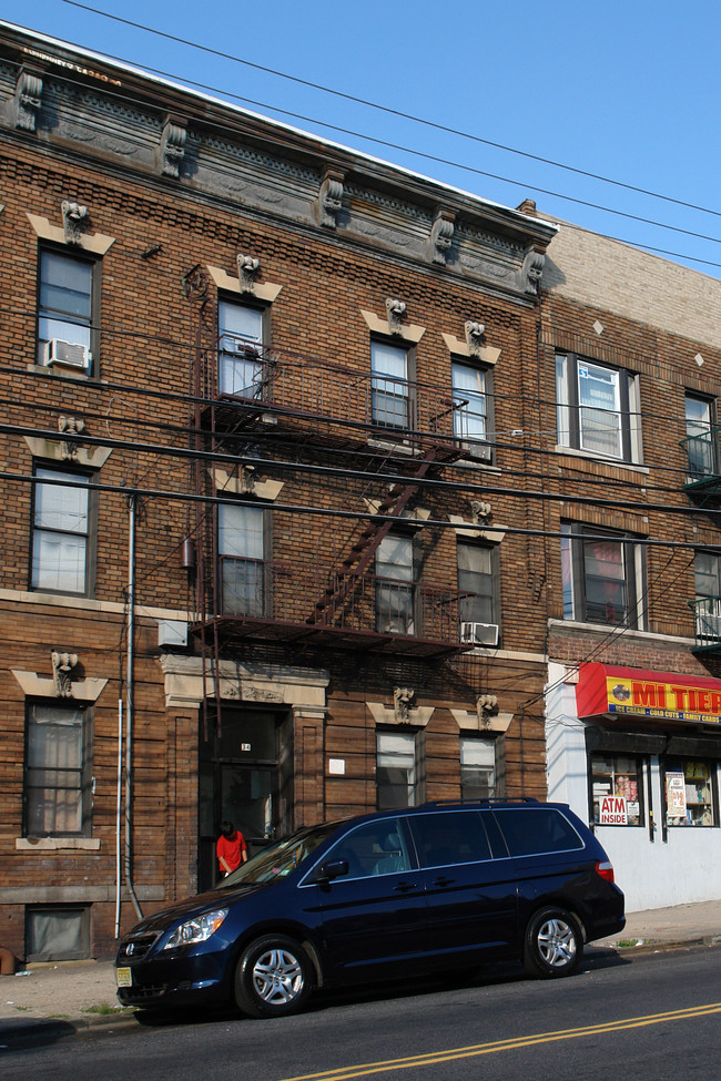34 Broadway in Jersey City, NJ - Foto de edificio - Building Photo