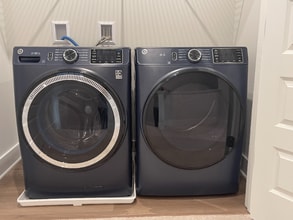 9875 Tuco St in Glen Allen, VA - Foto de edificio - Building Photo