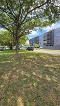 13685 NE 10th Ave in North Miami, FL - Building Photo - Building Photo