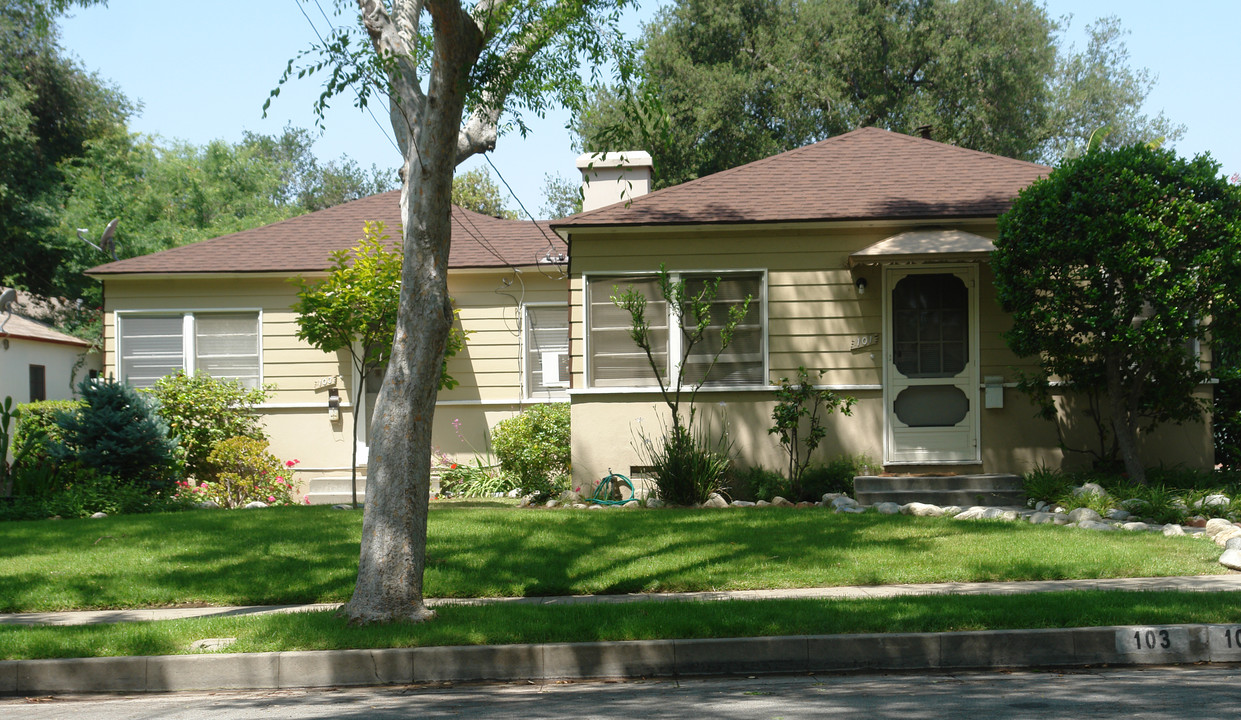 103-109 Sunny Slope Ave in Pasadena, CA - Building Photo