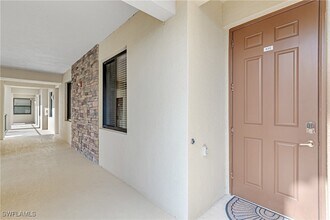 17971 Bonita National Blvd in Bonita Springs, FL - Foto de edificio - Building Photo