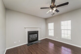 6833 Tanners Creek Dr in Huntersville, NC - Building Photo - Building Photo