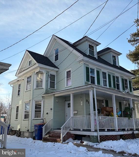 property at 313 W Main St