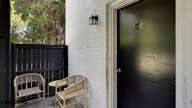 1225 E Pleasant Run Rd, Unit 1605 in Desoto, TX - Foto de edificio - Building Photo