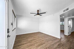 3131 E Fairmount Ave in Phoenix, AZ - Building Photo