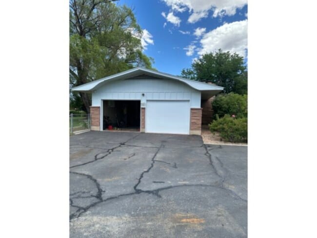 715 Daniel Dr in Grand Junction, CO - Foto de edificio - Building Photo