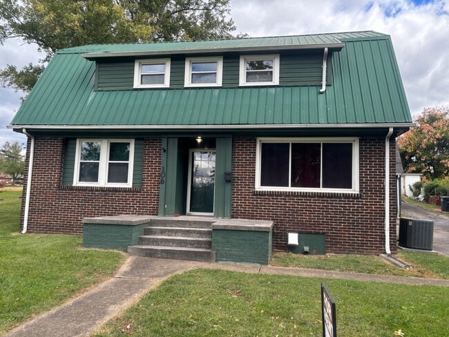 property at 106 E Sevier Ave