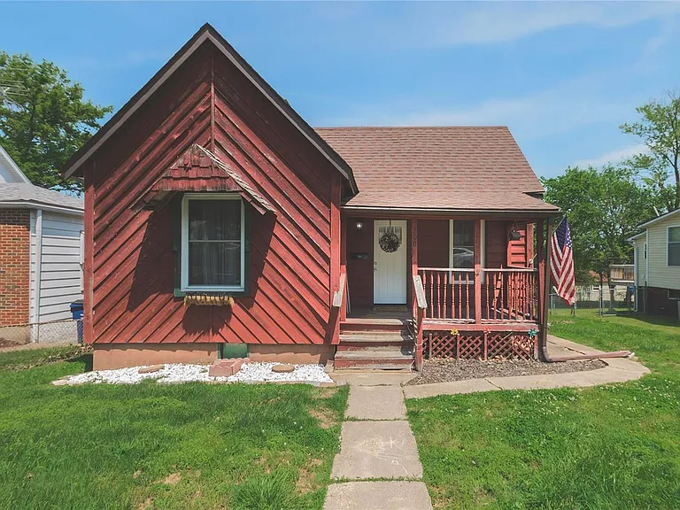 708 Moore St in Festus, MO - Building Photo