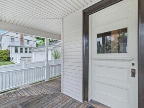 121 Hewlett St in Boston, MA - Building Photo - Building Photo
