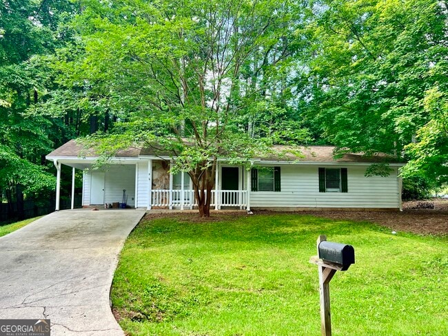 property at 3 Log Ct